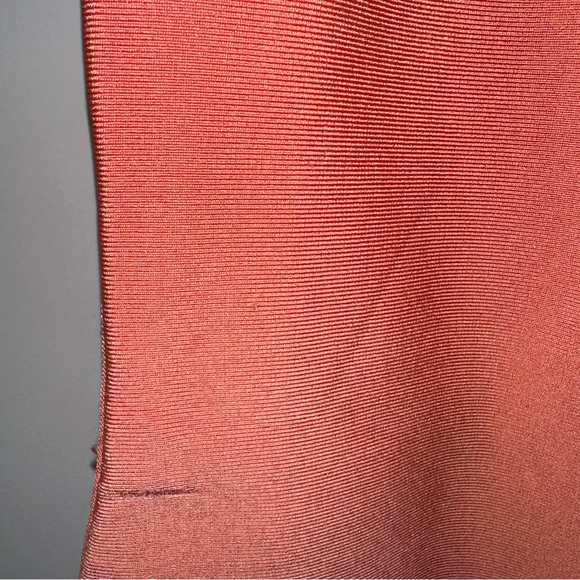 House of CB London Savannah V-Neck Low Plunge Bodycon Dress in Peach Size L - Picture 4 of 15